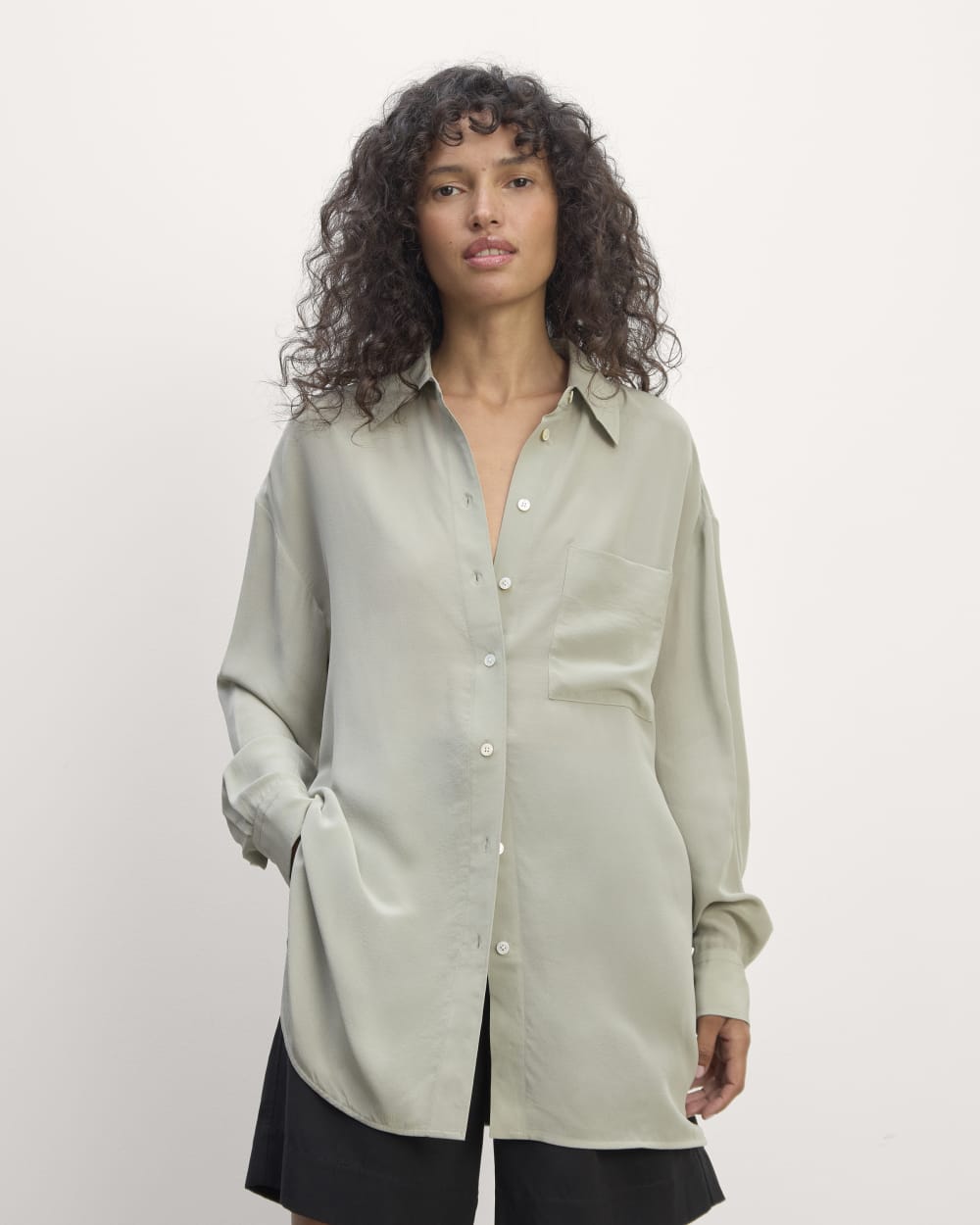 womens-washable-silk-oversized-shirt-seagrass | primary