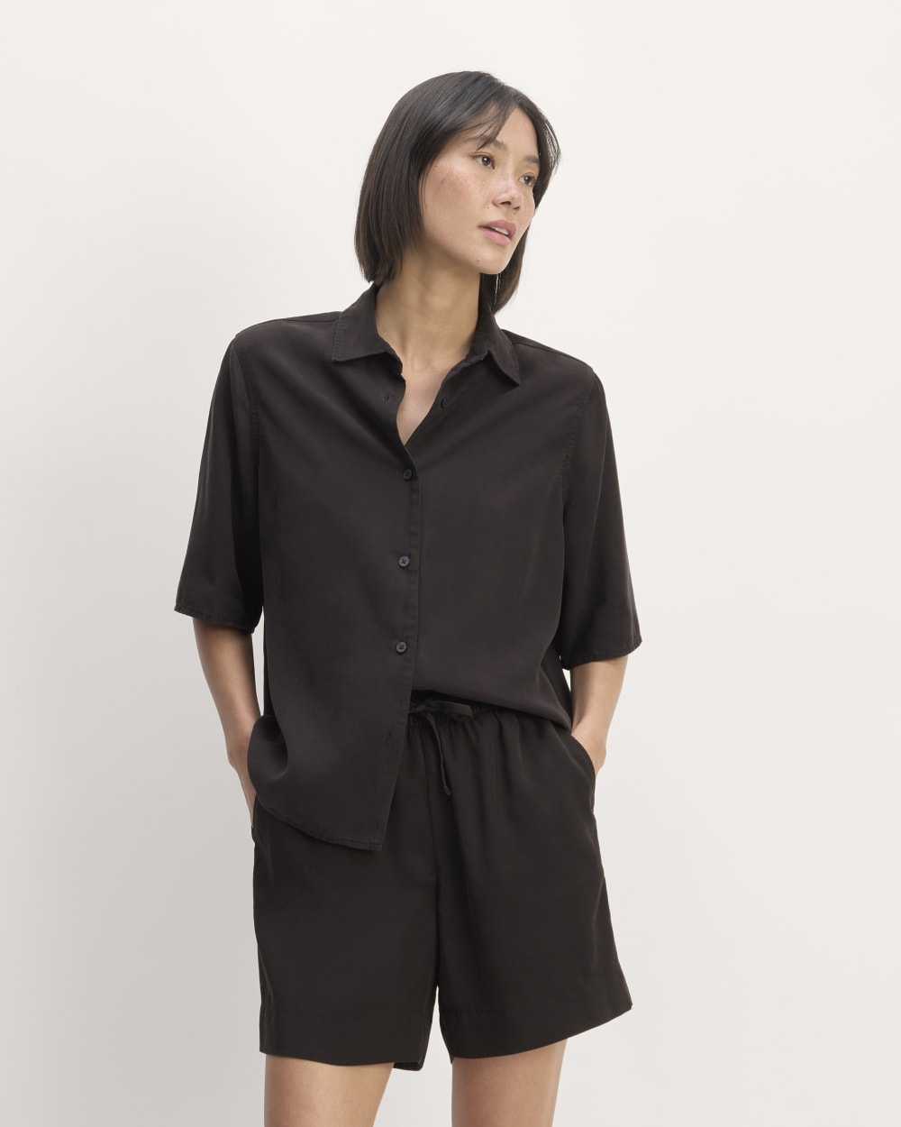 womens-tencel-oversized-ss-shirt-black | primary