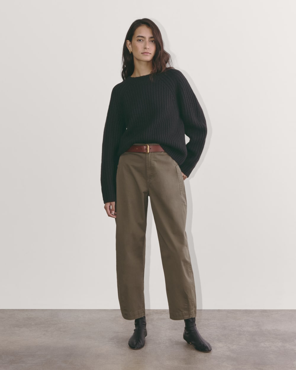 womens-cloud-fisherman-crew-sweater-black