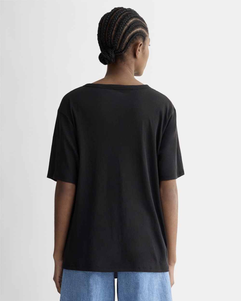 womens-air-oversized-crew-tee-black