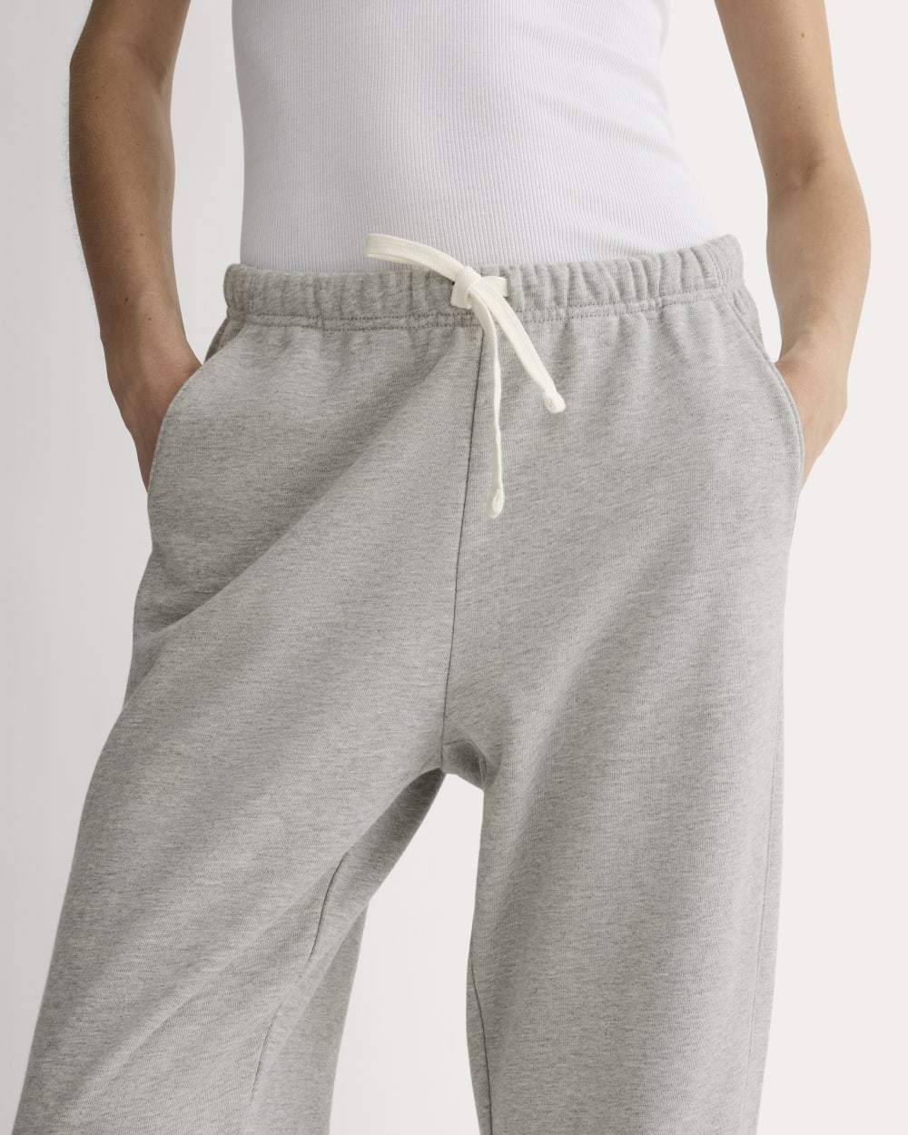 womens-off-duty-jogger-heathered-grey