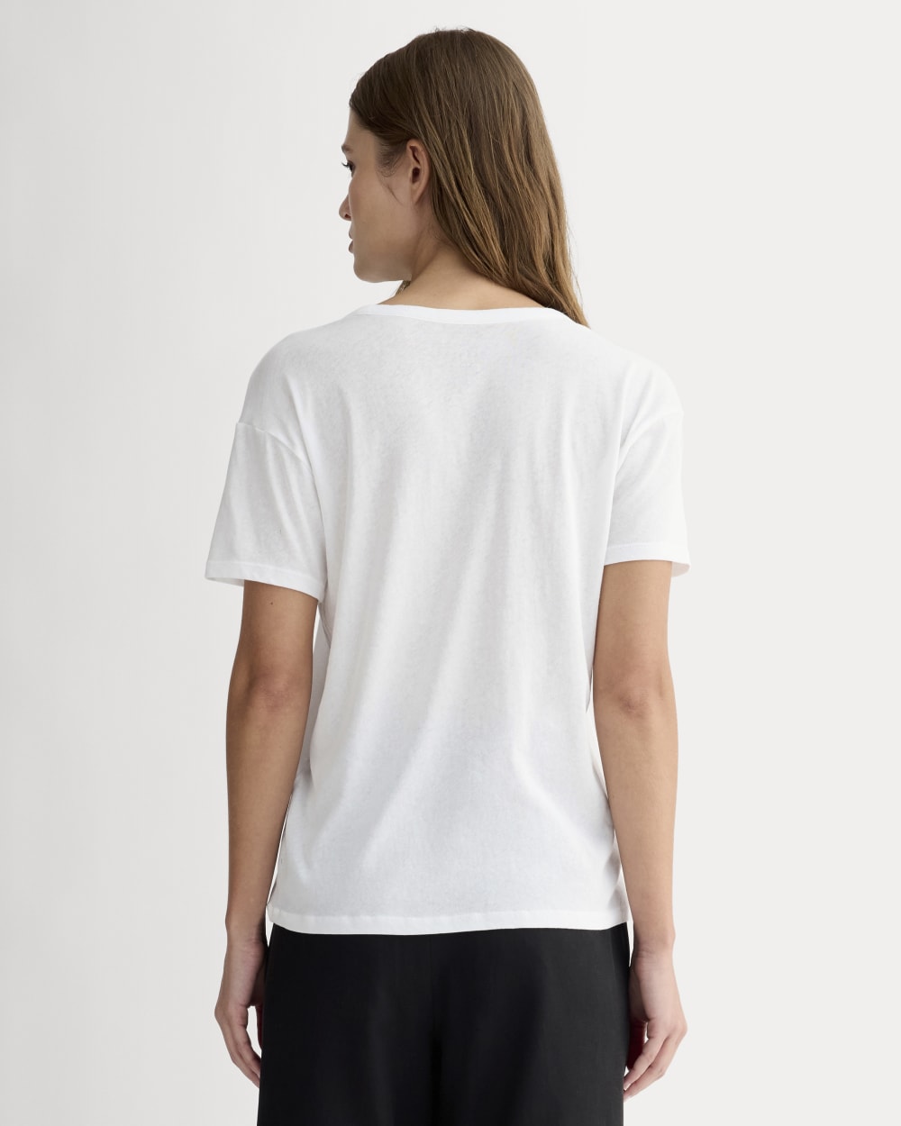 womens-air-scoop-neck-tee-white