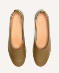 womens-day-glove-birch