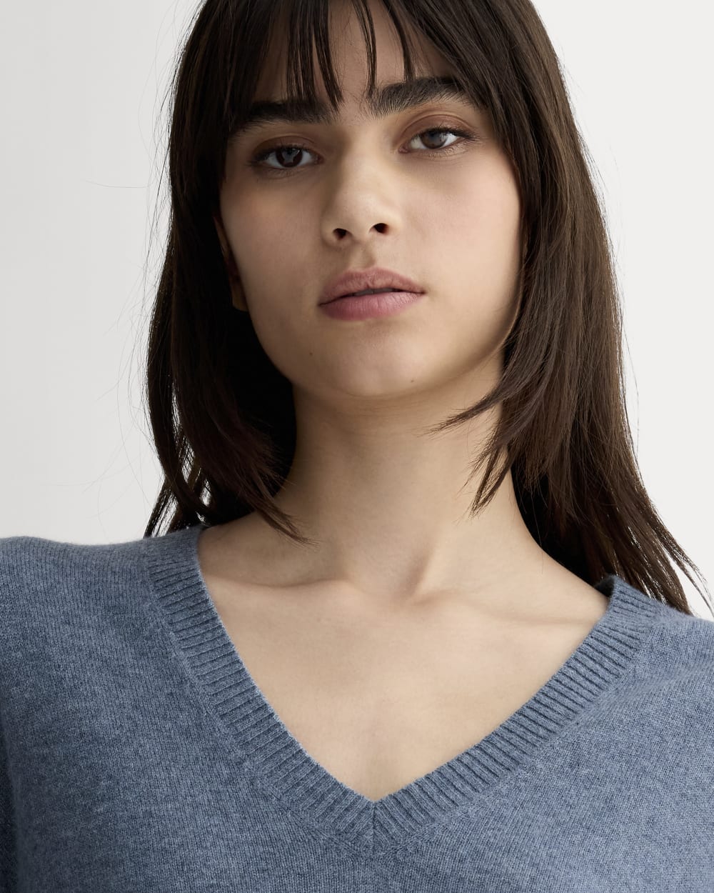 womens-cashmere-relaxed-v-neck-denim-blue