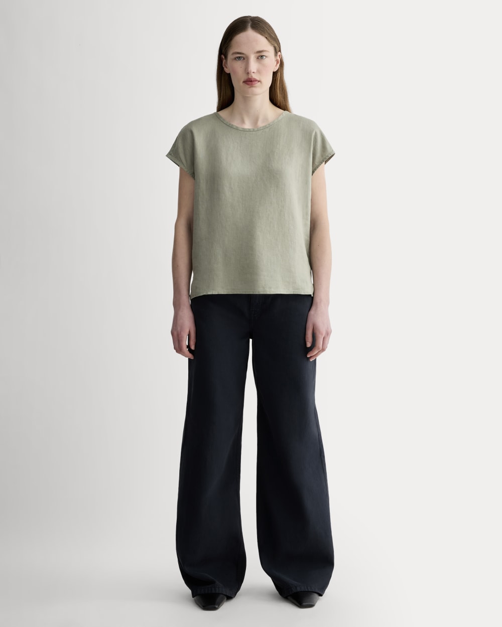 womens-linen-short-sleeve-crew-tee-sage-green