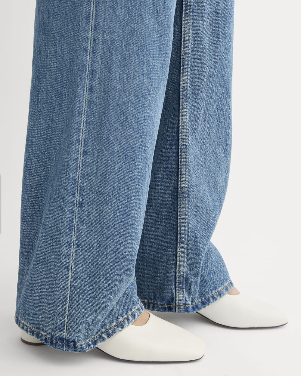 womens-gallery-pump-canvas