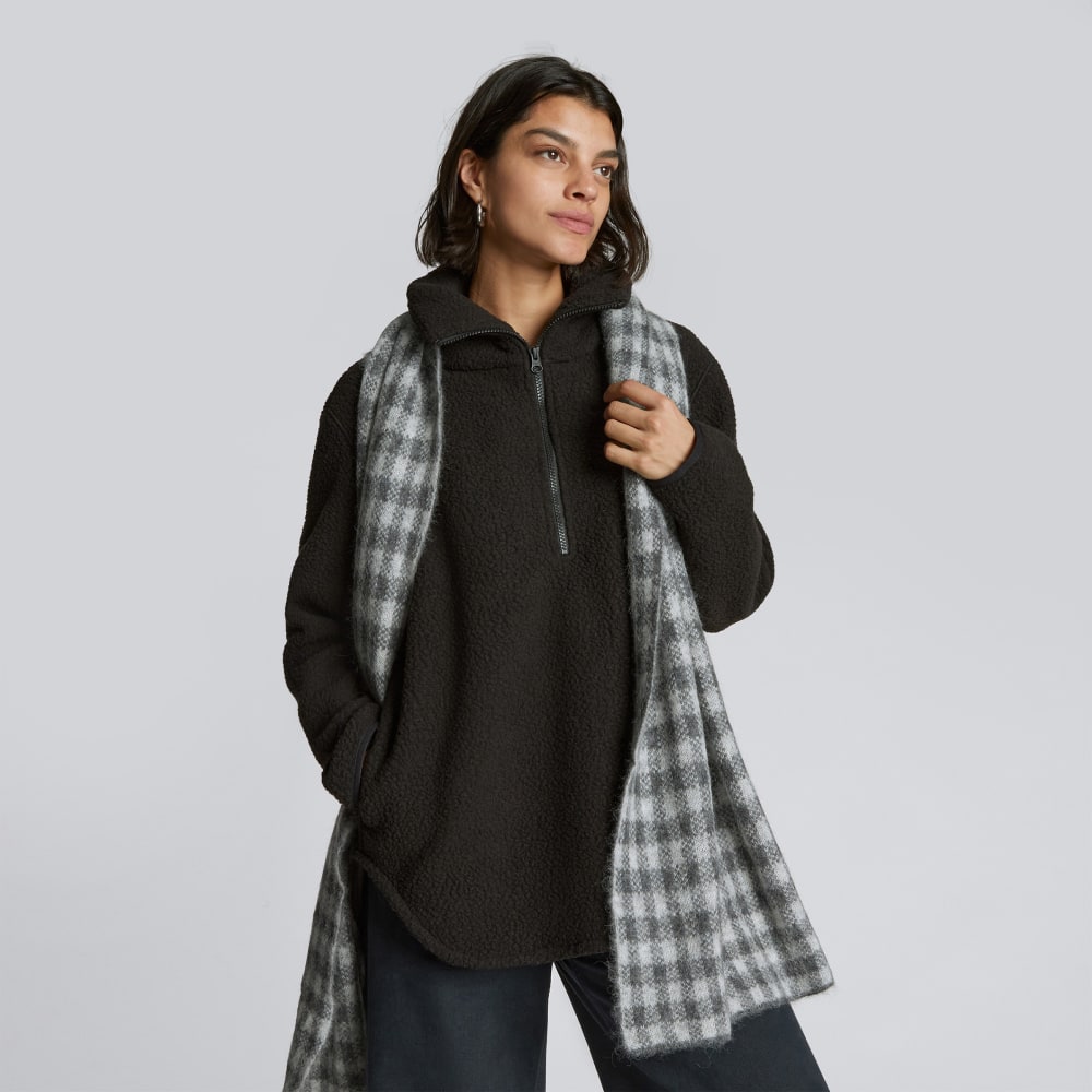 womens-renew-fleece-half-zip-black