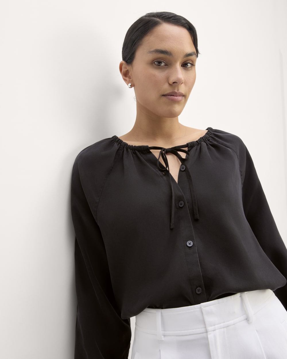 womens-tencel-gathered-shirt-black