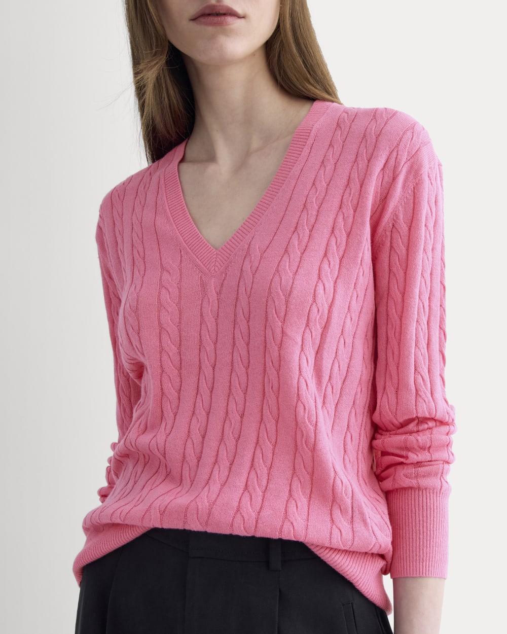 womens-cable-v-neck-in-cotton-cashmere-deep-pink