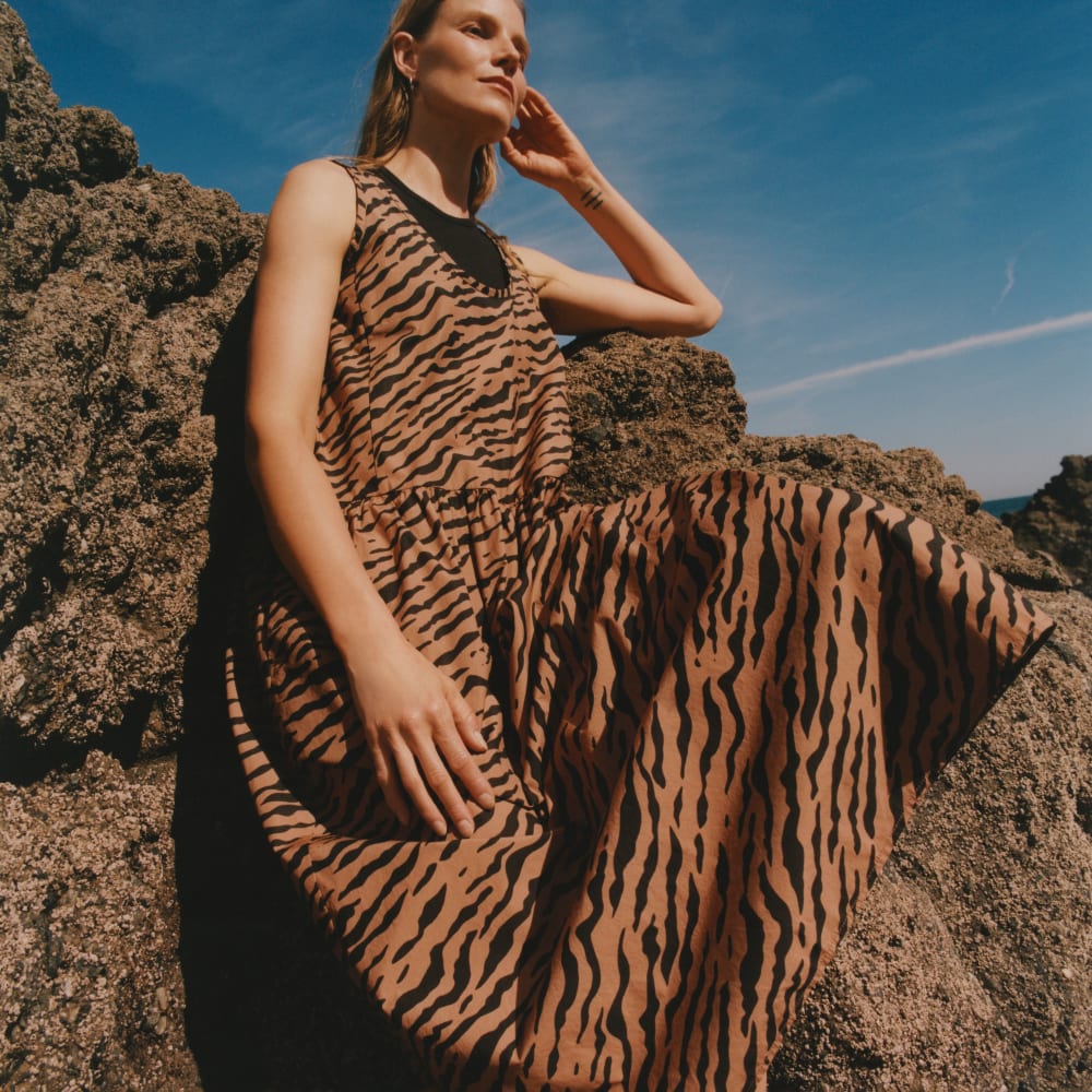 womens-poplin-summer-dress-toasted-coconut-print