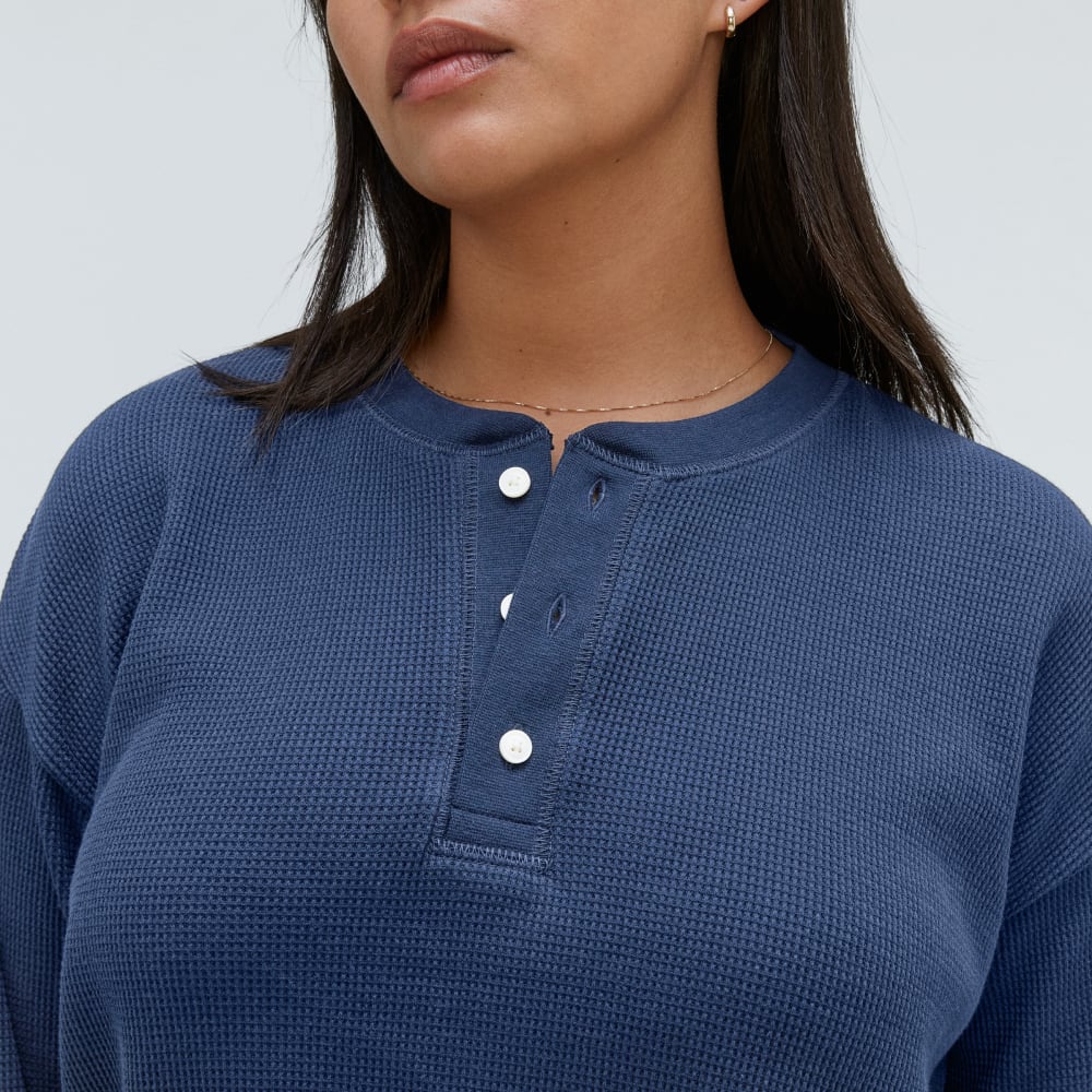 womens-organic-ctn-waffle-henley-navy