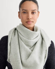 womens-cashmere-fthrwt-scarf-2-heather-grey | alt