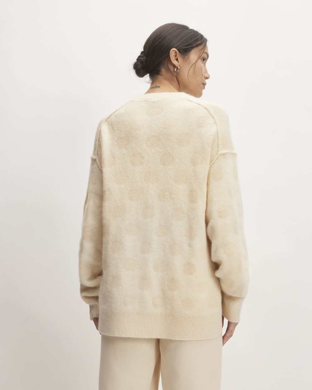 womens-alpaca-polka-dot-oversized-crew-snow-canvas