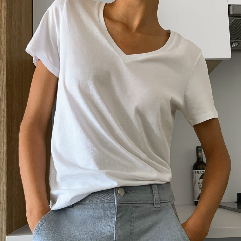 womens-organic-cotton-v-neck-white