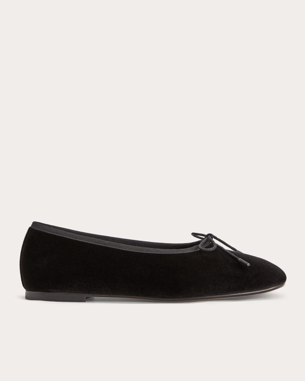 women-day-ballet-flat2-black-velvet | primary