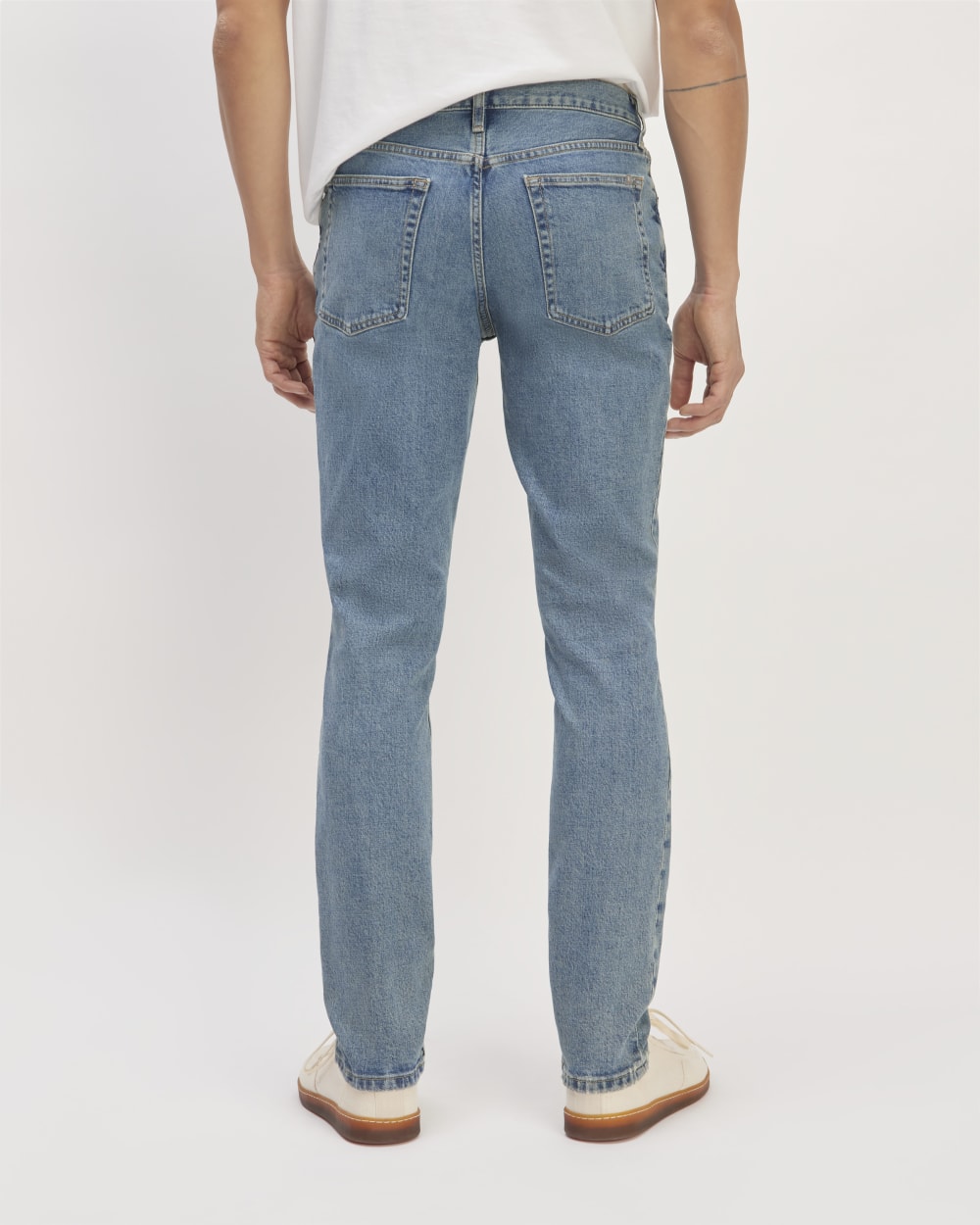 mens-organic-slim-fit-jean-faded-sky