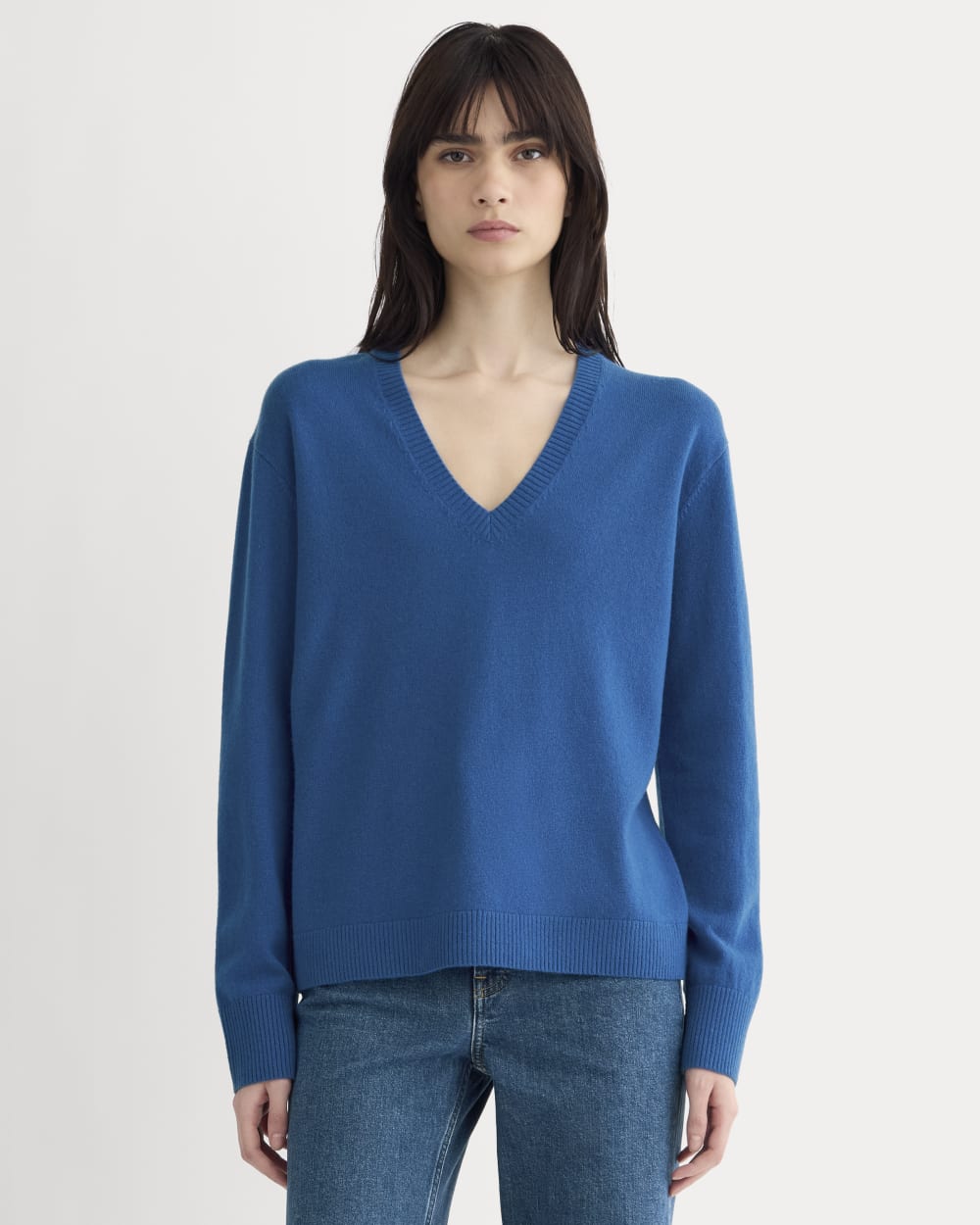 womens-cashmere-relaxed-v-neck-classic-blue | primary