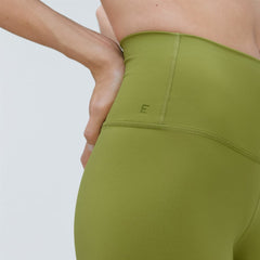 womens-perform-bike-short-pear