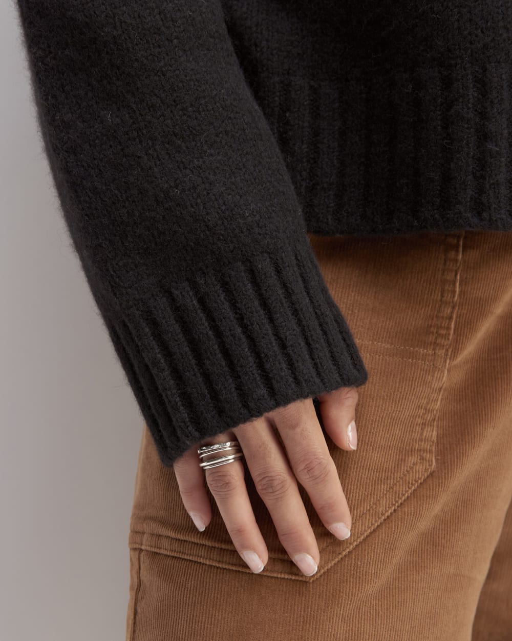 womens-cloud-oversized-turtleneck-black