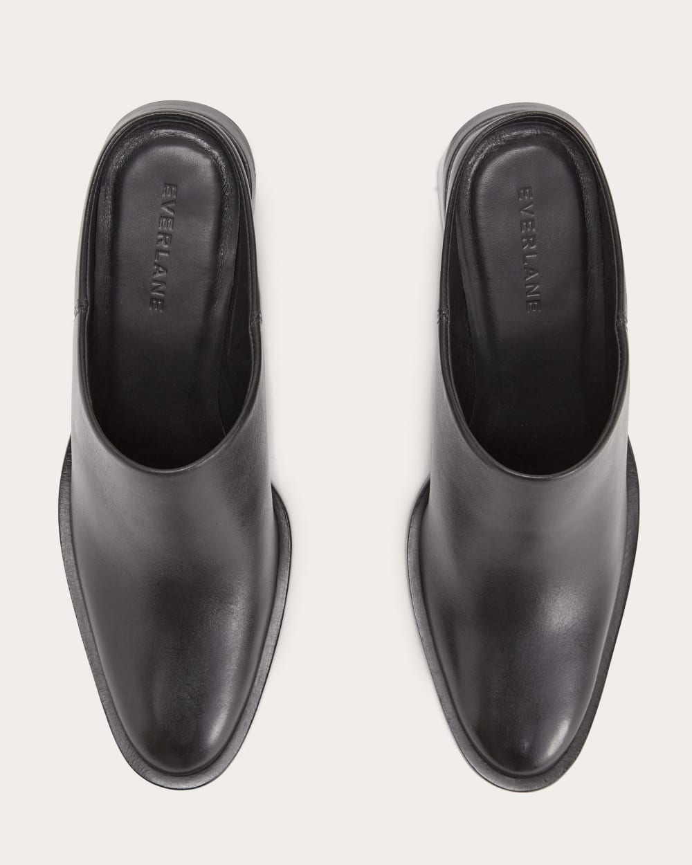 womens-outlaw-mule-black