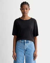 womens-air-oversized-crew-tee-black | primary