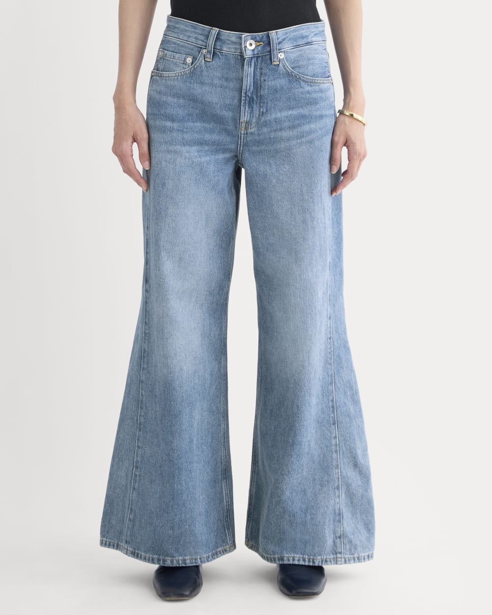 womens-paneled-wide-leg-jean-tungsten-scratch