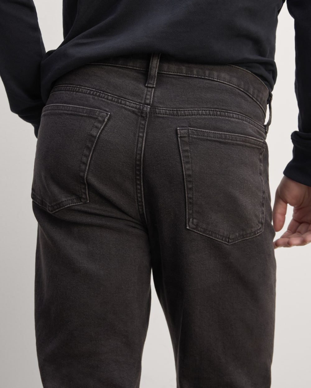 mens-organic-cotton-straight-leg-jean-wash-black