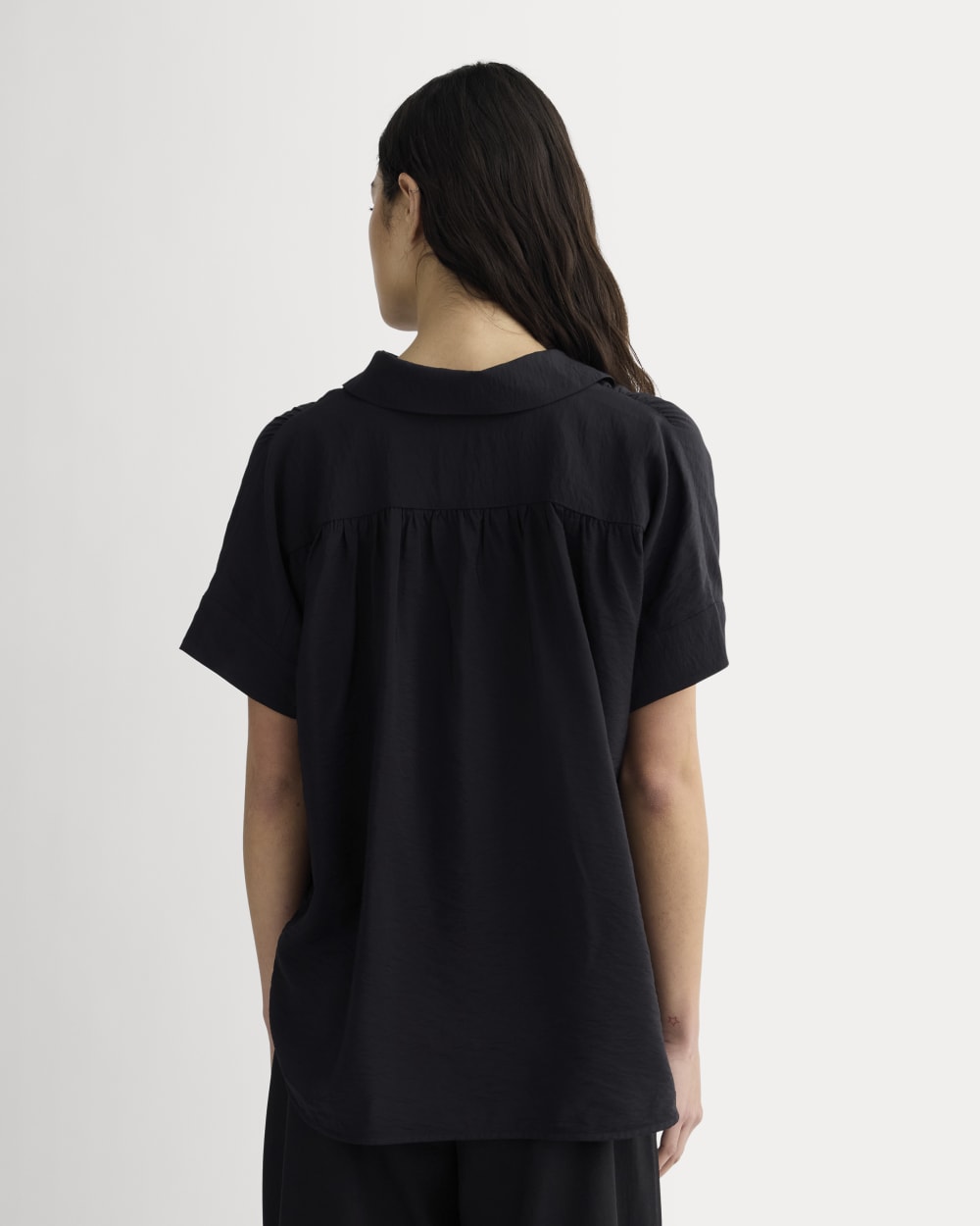womens-square-shirt-softluxe-black