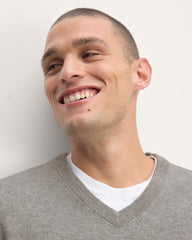 mens-cashmere-vneck-light-hthr-grey