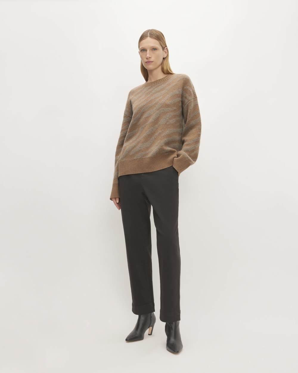 womens-alpaca-tiger-jacquard-crewneck-camel-brown