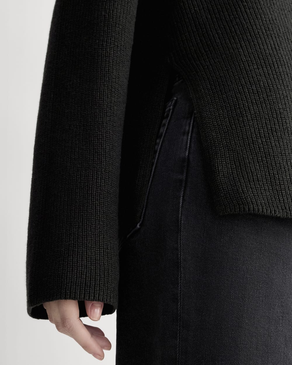 womens-slouchy-v-neck-cotton-black