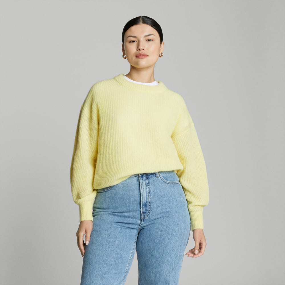 womens-alpaca-crew-light-lemon