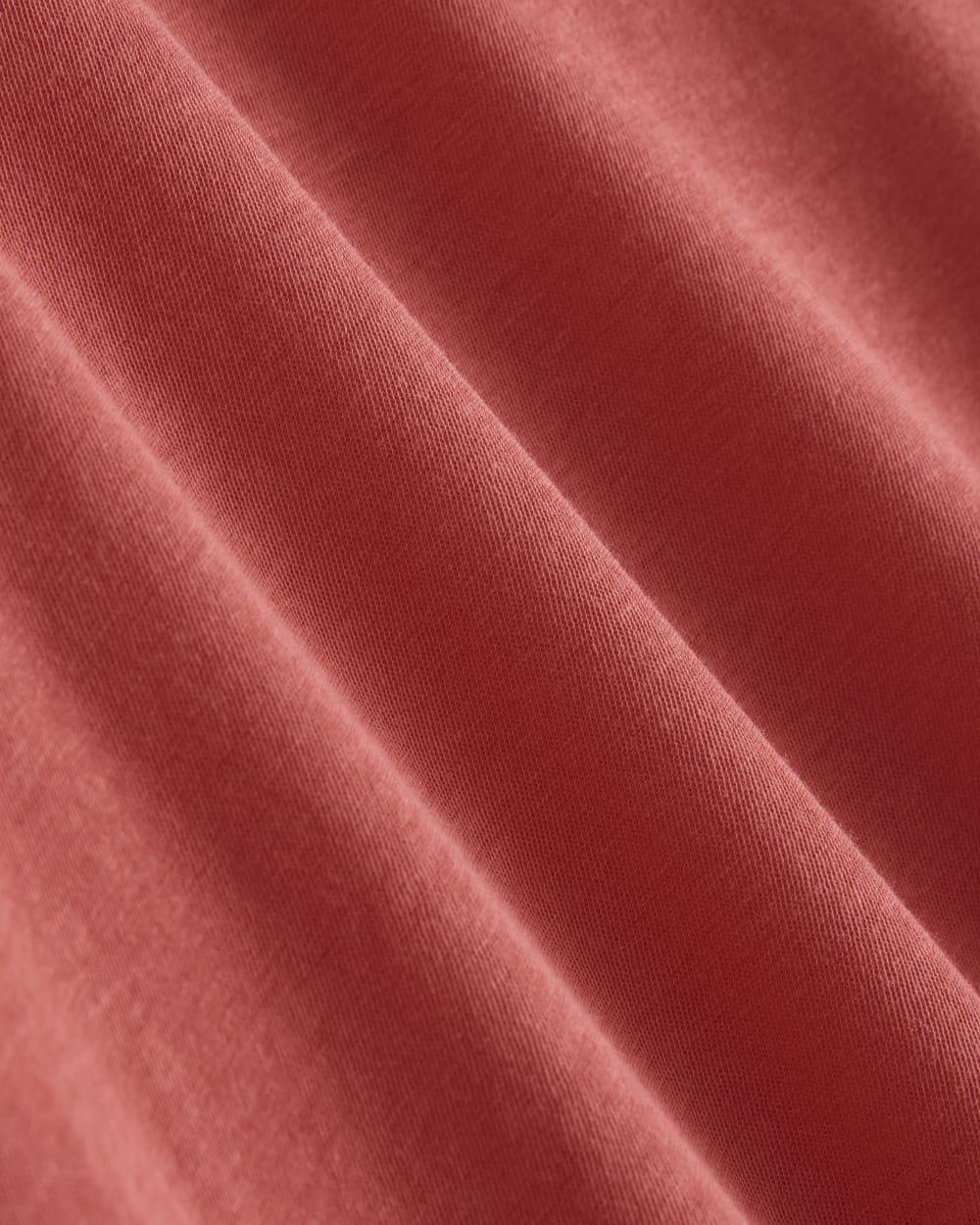 womens-air-oversized-crew-tee-vintage-red