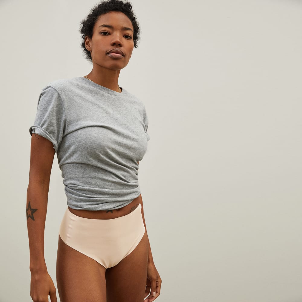 womens-renew-invisible-thong-lighttan | primary
