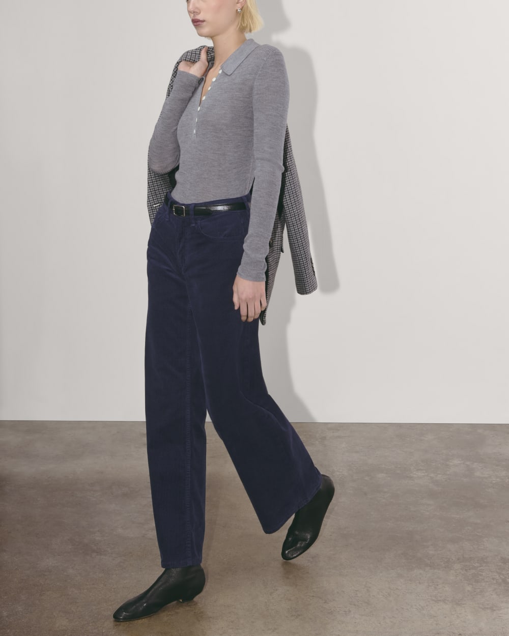 womens-corduroy-mid-way-pant-navy