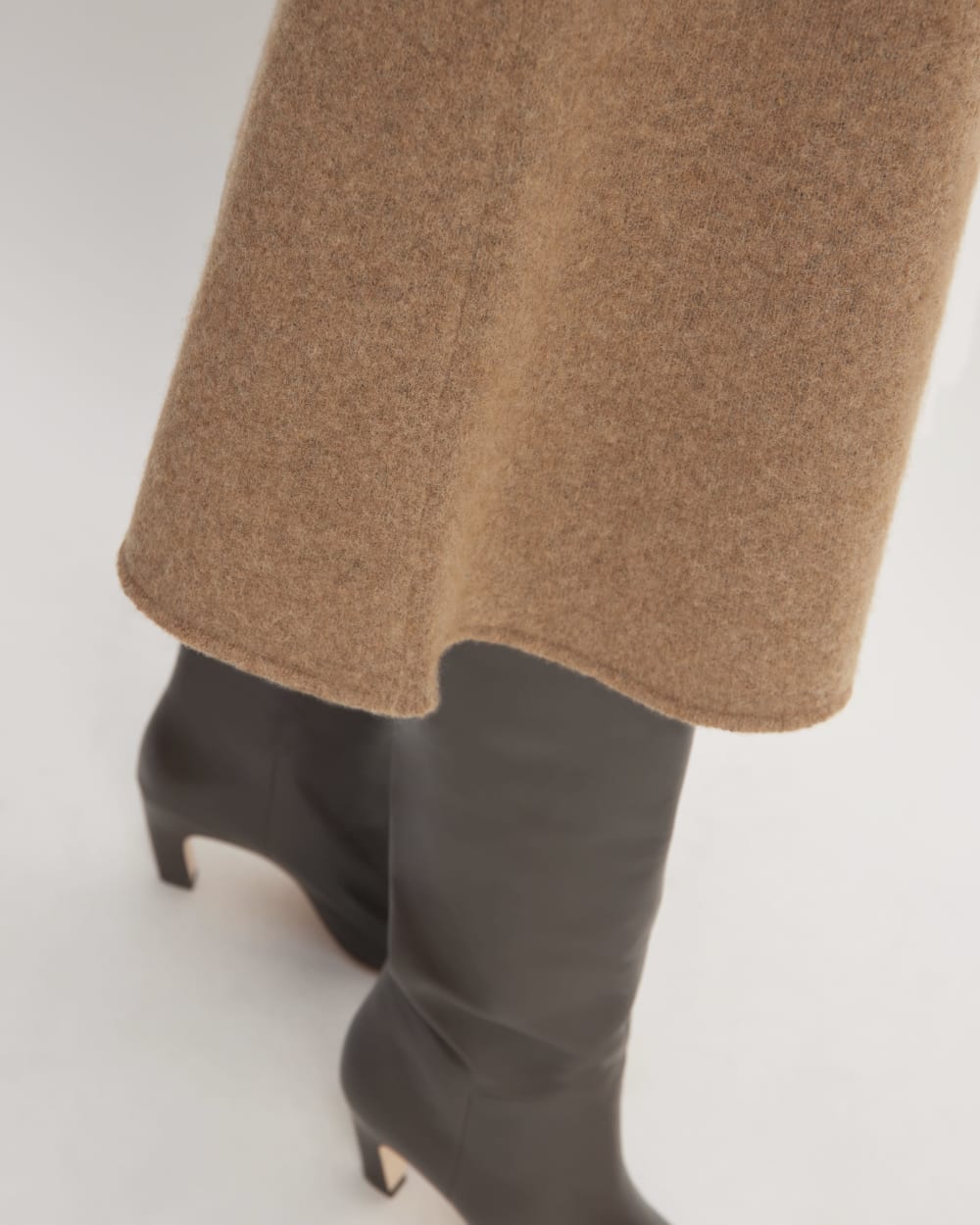 womens-cozy-stretch-slvls-midi-dress-heathered-toasted-coconut