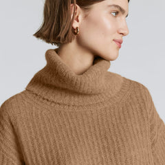 womens-alpaca-oversized-turtleneck-cappuccino