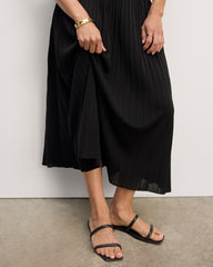 womens-viscose-knit-pleated-skirt-black