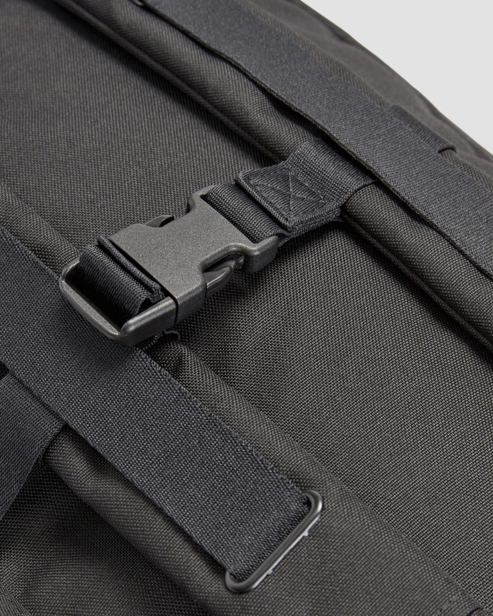 mens-renew-transit-duffle-black