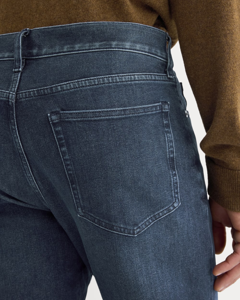 mens-straight-leg-stretch-jean-dark-indigo