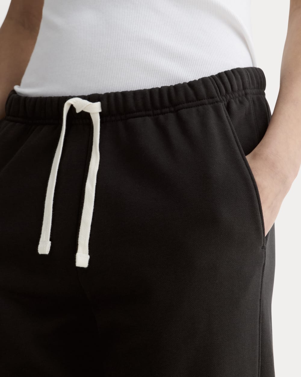 womens-off-duty-jogger-black