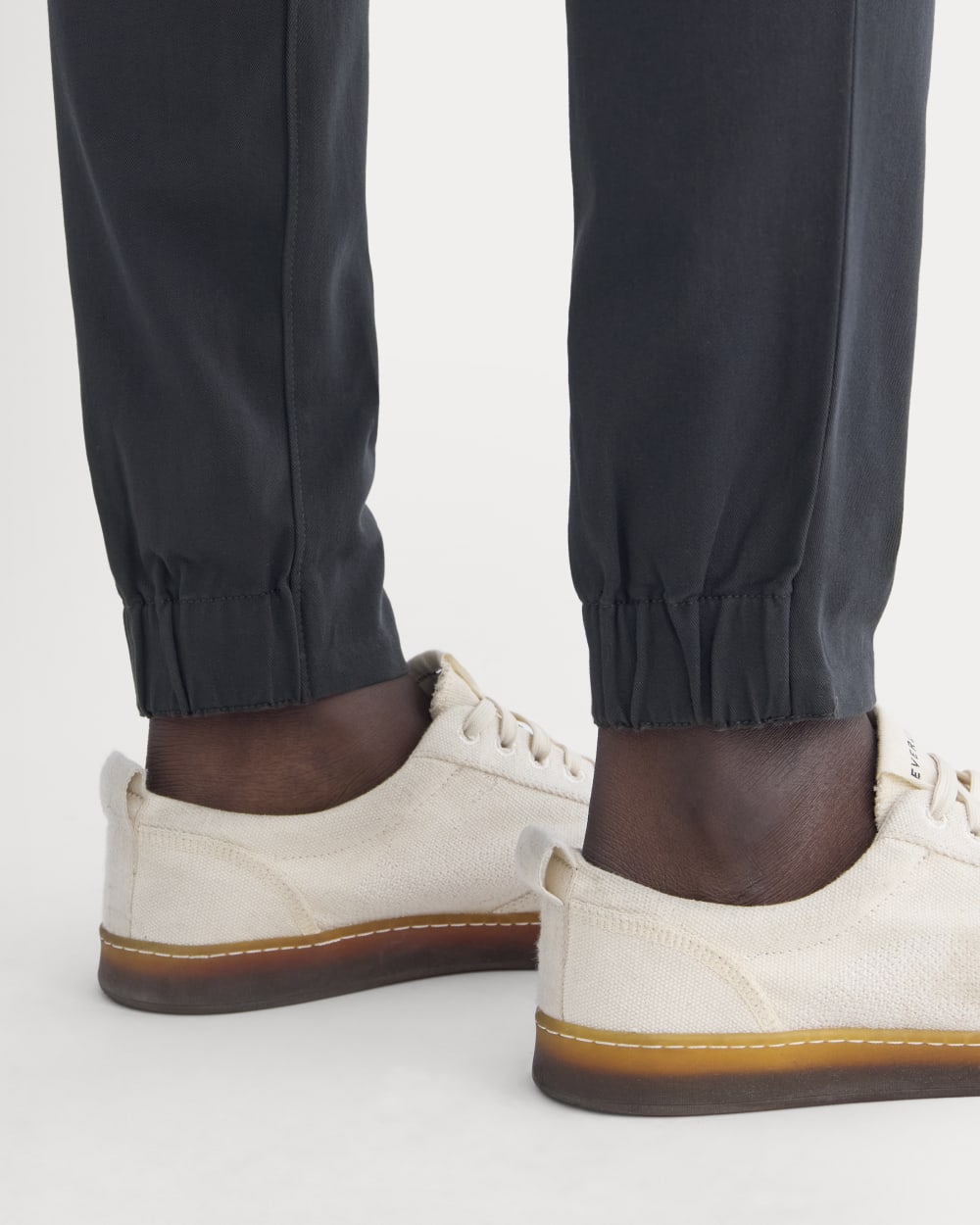 mens-performance-traveler-chino-navy