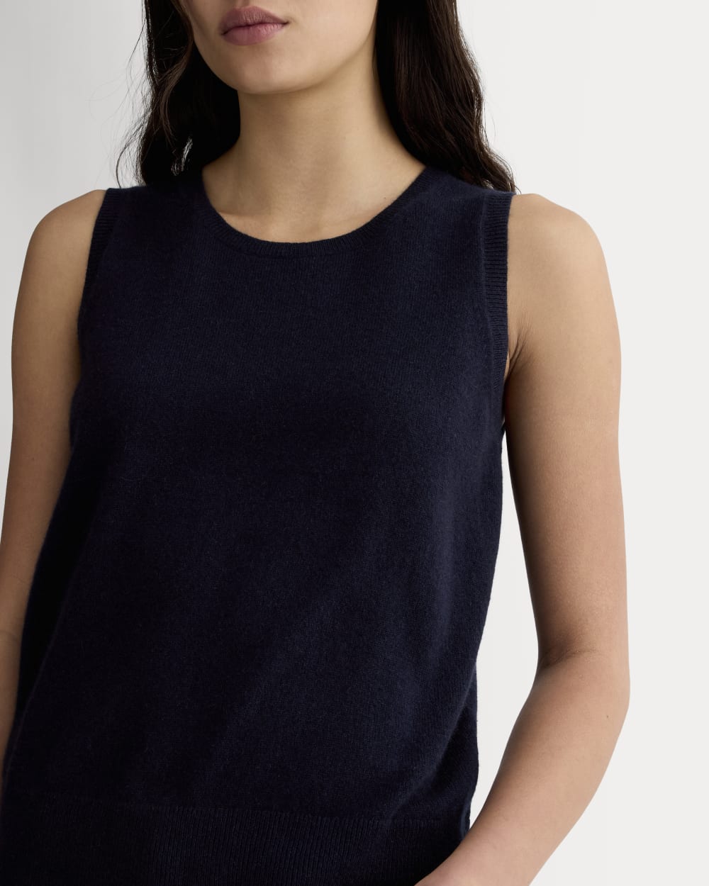 womens-cashmere-classic-sweater-tank-navy
