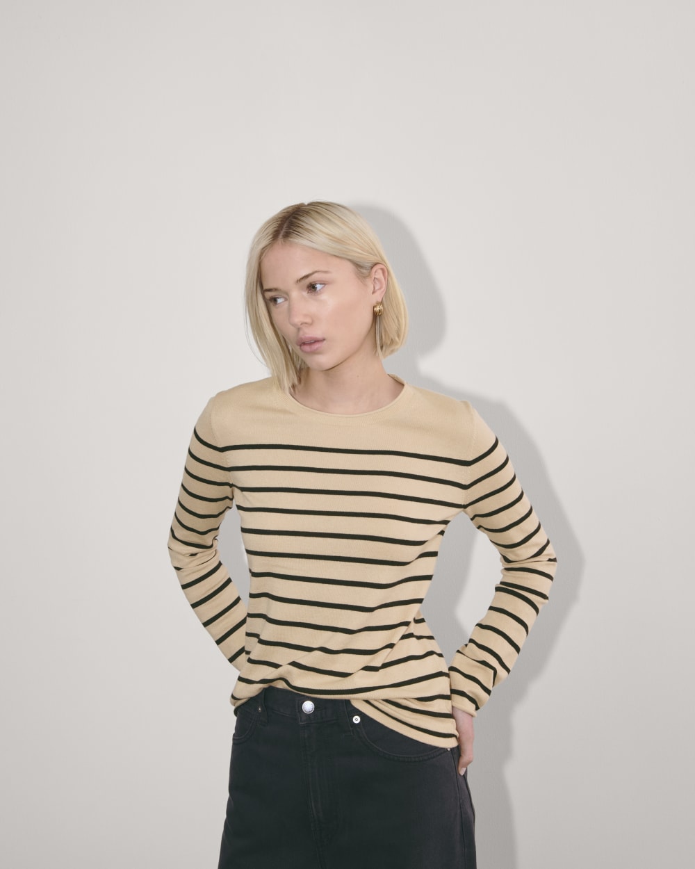 womens-crew-cotton-cashmere-powder-black