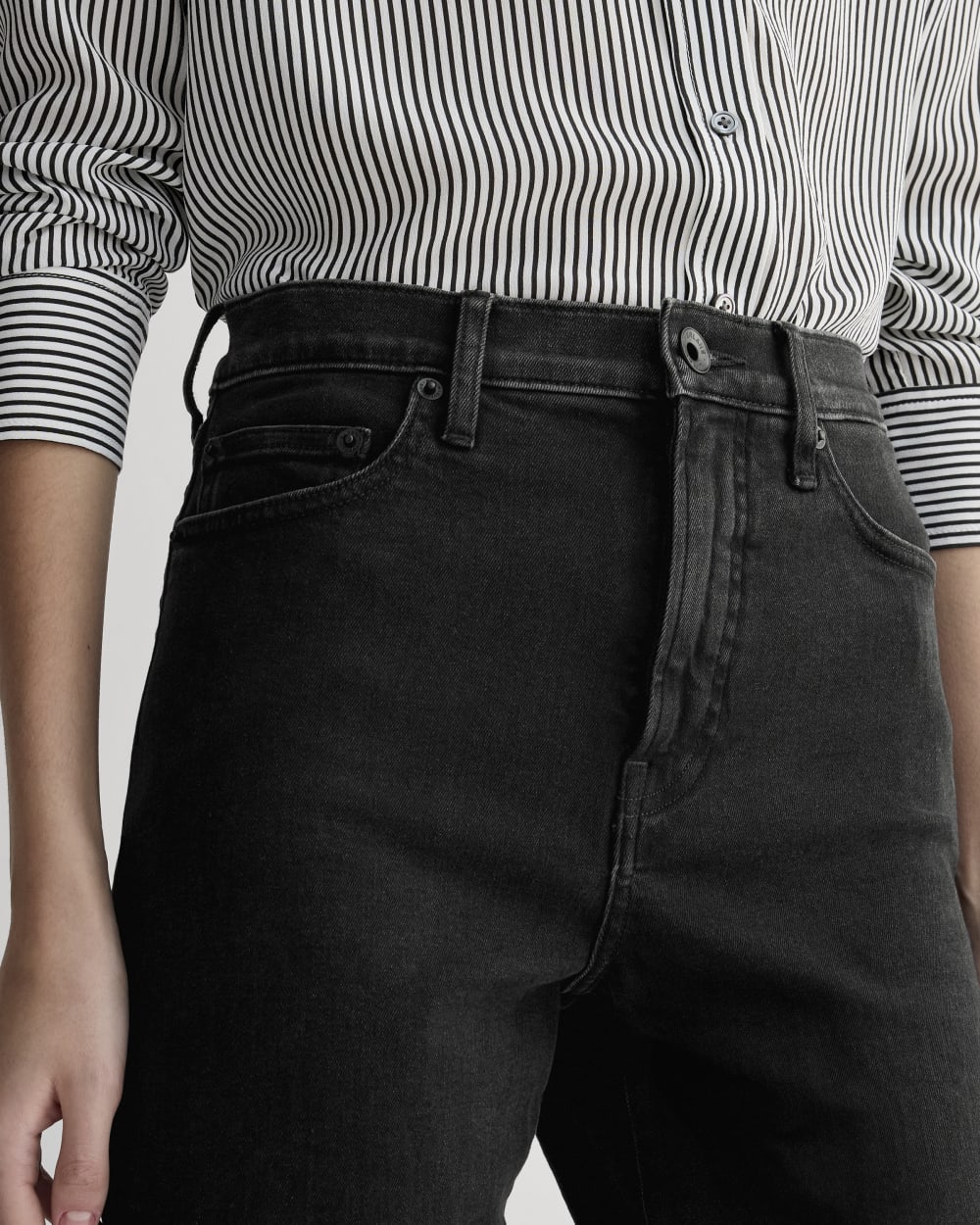 womens-high-key-stovepipe-jean-washed-black