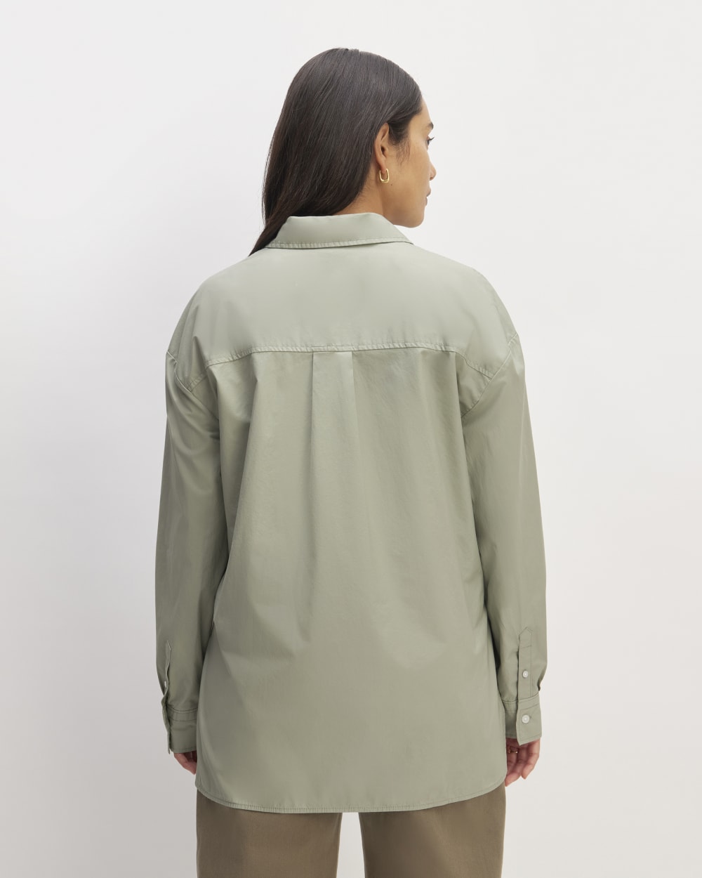 womens-supima-cotton-boyfriend-shirt-sage-green