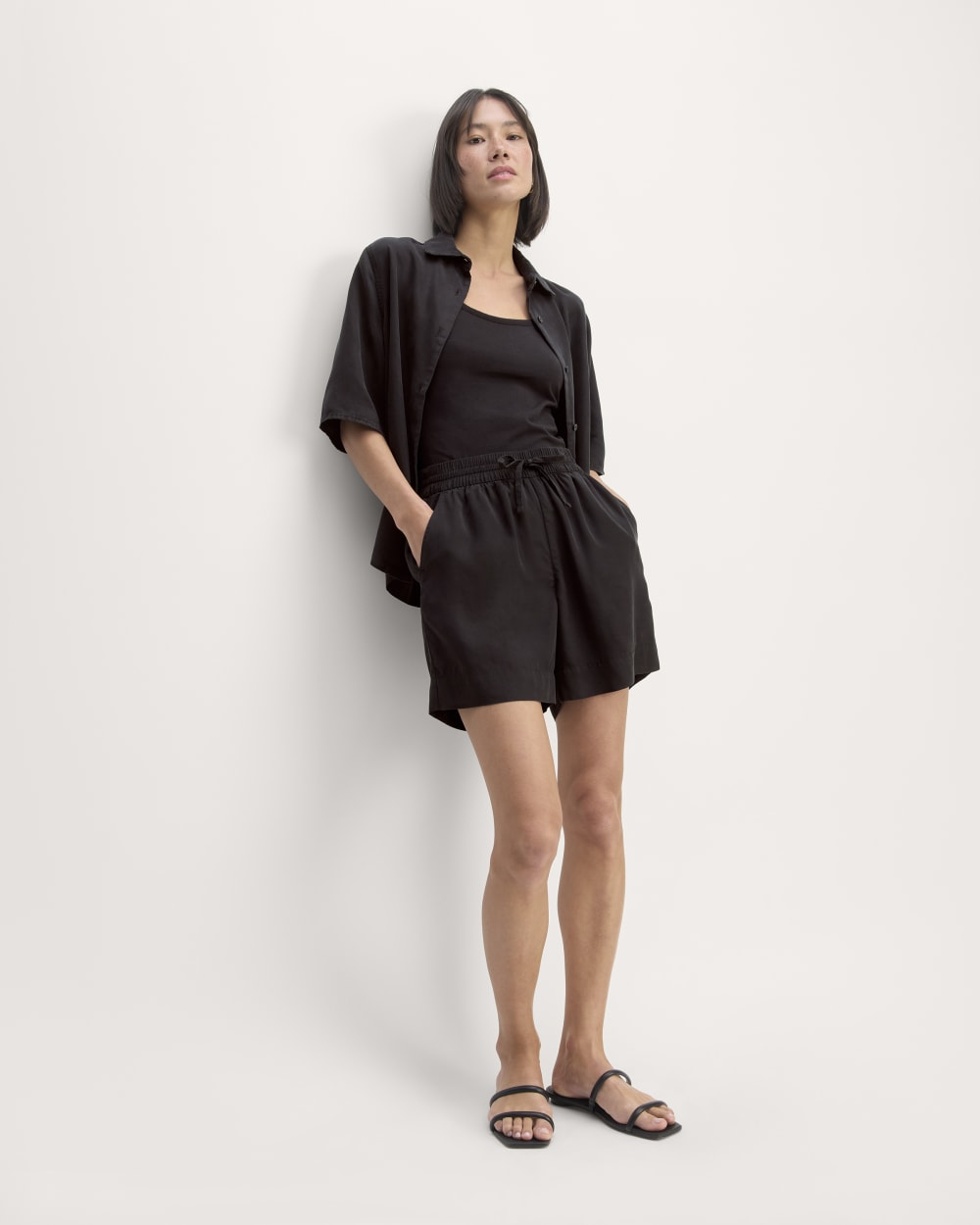 womens-vacation-short-black | primary