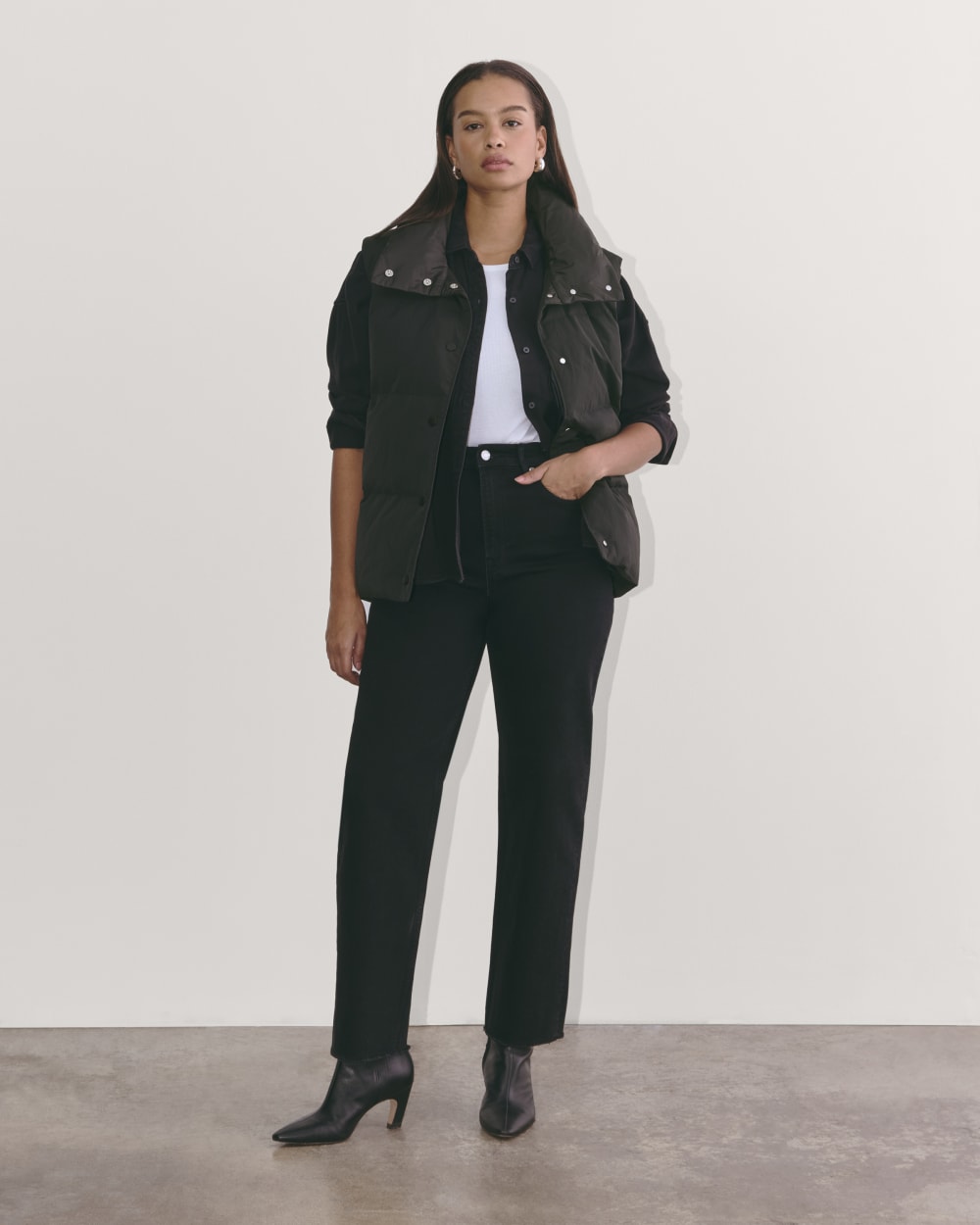 womens-redown-vest-black