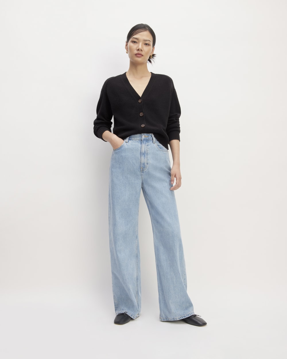 womens-recashmere-cropped-cardigan-core-black