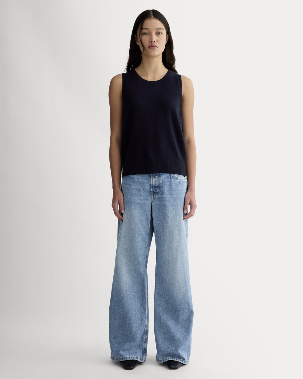 womens-cashmere-classic-sweater-tank-navy